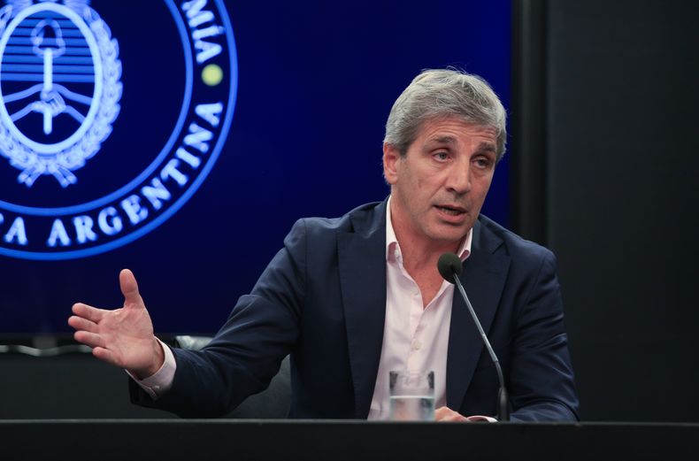 El ministro de Economía, Luis Caputo.