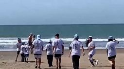 Conocieron el mar once chicos de la escuela República de Brasil de San Rafael.