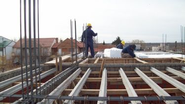 La construcción cayó 19,5% en junio