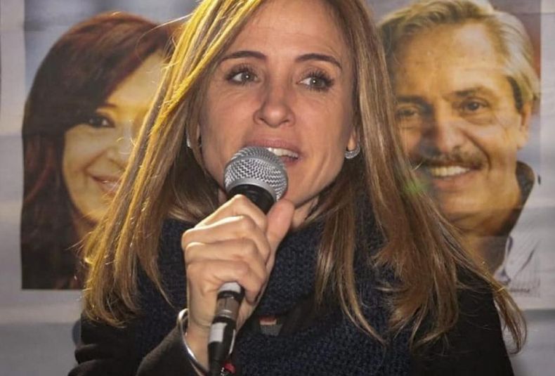 Victoria Tolosa Paz