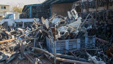 secuestraron unas 10.600 autopartes y vehiculos robados en un desarmadero de guaymallen