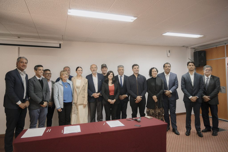 Pacto de amistad y colaboración firmó Tupungato con la Ciudad de Lagoa Grande.