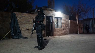 Uno de los allanamientos realizados en la mañana de hoy en Guaymallén. Uno de los allanamientos realizados en la mañana de hoy en Guaymallén.