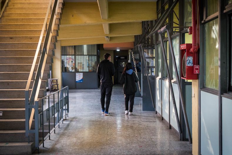 Para el Gobierno, el presentismo docente en el segundo día de paro, en escuelas públicas es del 65%.