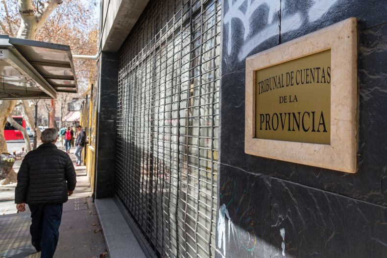 El Honorable Tribunal de Cuentas sum&oacute; un nuevo vocal, Gustavo Riera, postulado por Alfredo Cornejo