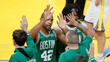 boston empezo ganandole la serie final de la nba a golden state