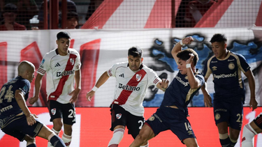 River no encuentra el rumbo. River no encuentra el rumbo.