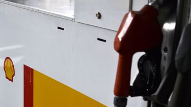 Denuncian por inconstitucional e ilegítimo el cobro de canon a los combustibles en Buenos Aires