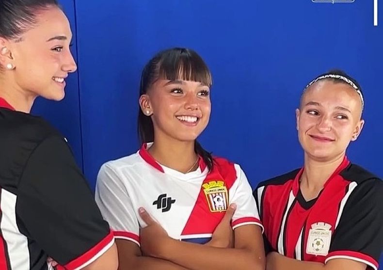 Ailén Di Cesare, Aixa González y Antonella Salcedo ya en el fútbol de Chile.