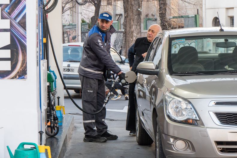 El Gobierno aumentó el precio de los biocombustibles: ¿qué pasará con la  nafta?