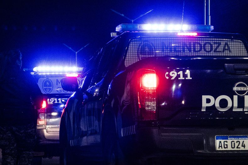 Un vehículo blanco pasó frente a la vivienda y efectuó al menos cinco disparos