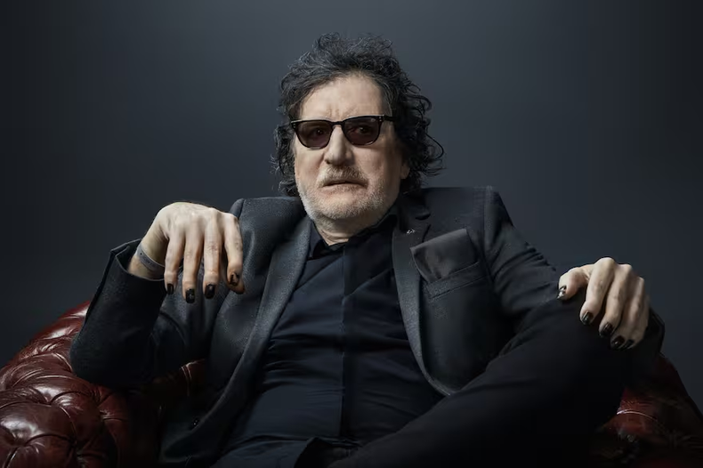 Charly García reaparece en redes: un guiño a Spinetta y tranquilidad para sus fans