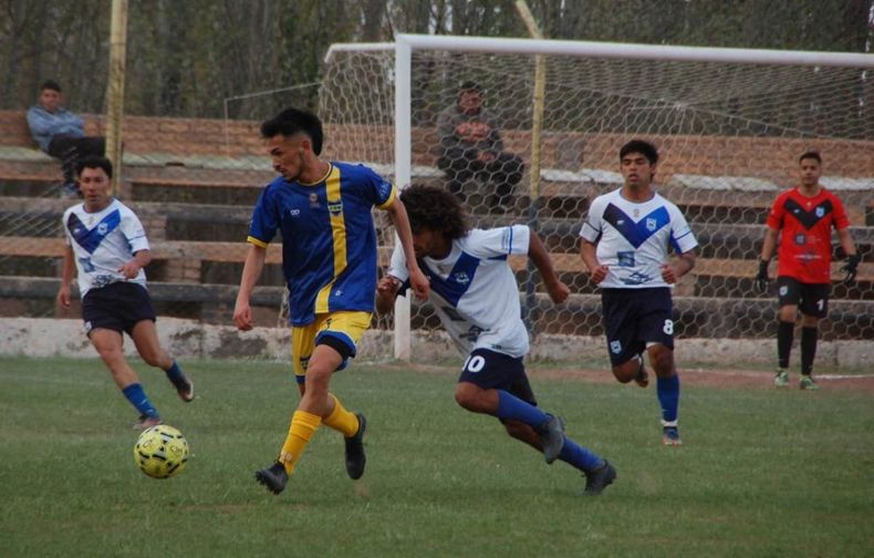 Apertura: Con tres partidos comienza este sábado a rodar la pelota