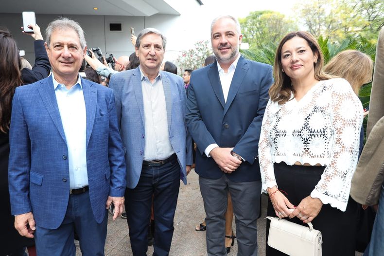 Omar Félix y buena parte del peronismo mendocino participó del tradicional Desayuno de la Coviar.