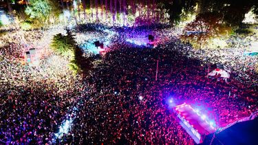 Unas 80 mil personas se congregaron en el Parque Yrigoyen