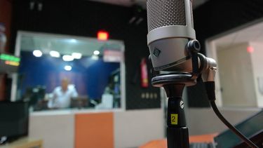 La quita de subsidios en la tarifa de la luz impactó de lleno en empresas de toda la Argentina y las radios sufren particularmente la medida.