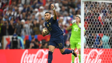 Francia se recuperó ante Argentina.