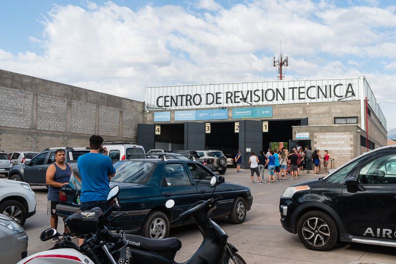 El objetivo detrás de las modificaciones establecidas a la Ley de Tránsito es El objetivo detrás de las modificaciones establecidas a la Ley de Tránsito es