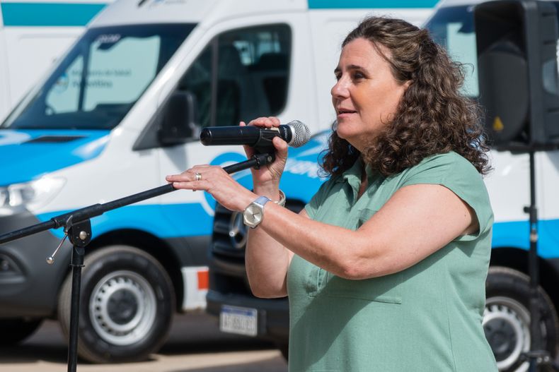 Ana María Nadal, ministra de Salud, adelantó que se comenzaban a aplicar las vacunas bivalentes.