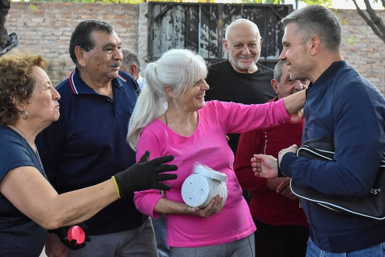 Talle para adultos mayores en Godoy Cruz.