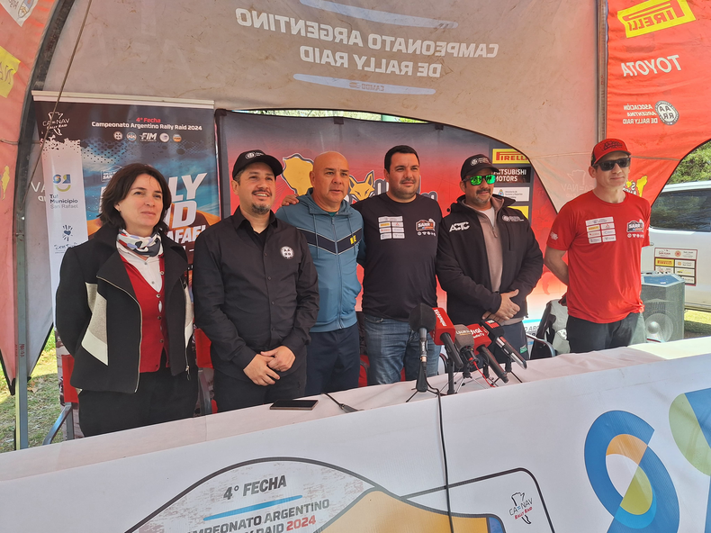 La presentación oficial del Rally Raid en San Rafael.