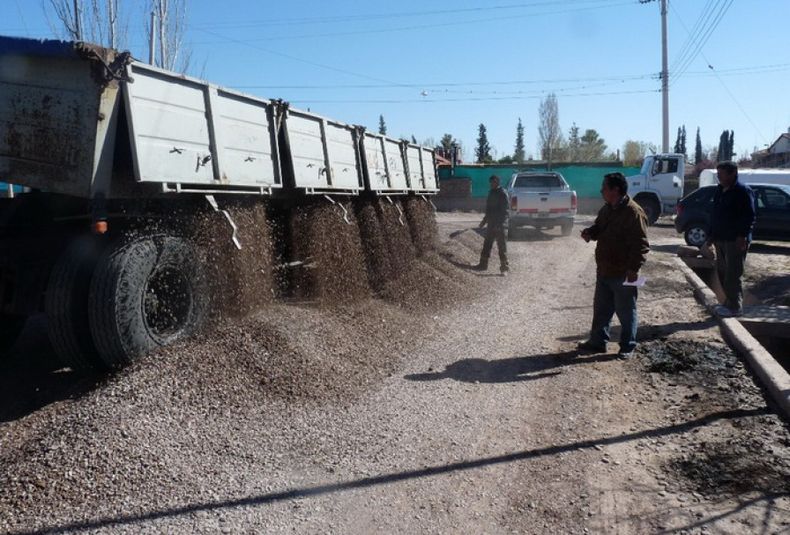 Obras de mejoramiento en calles de Chacras de Coria