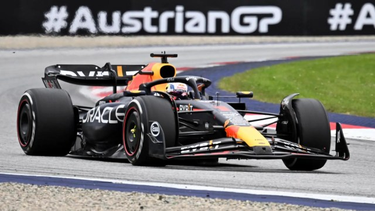 El intratable Max Verstappen no detiene su andar.