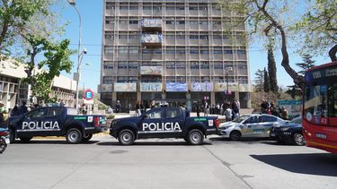 Sitio Andino | Amenaza de bomba edificio municipalidad capital