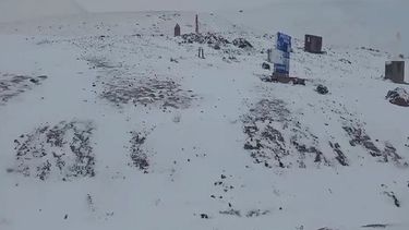 Nieva en Paso Pehuenche.