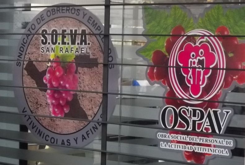 Soeva y las cámaras acordaron un cuarto intermedio en una paritaria que puede cerrarse por semestres en 2023