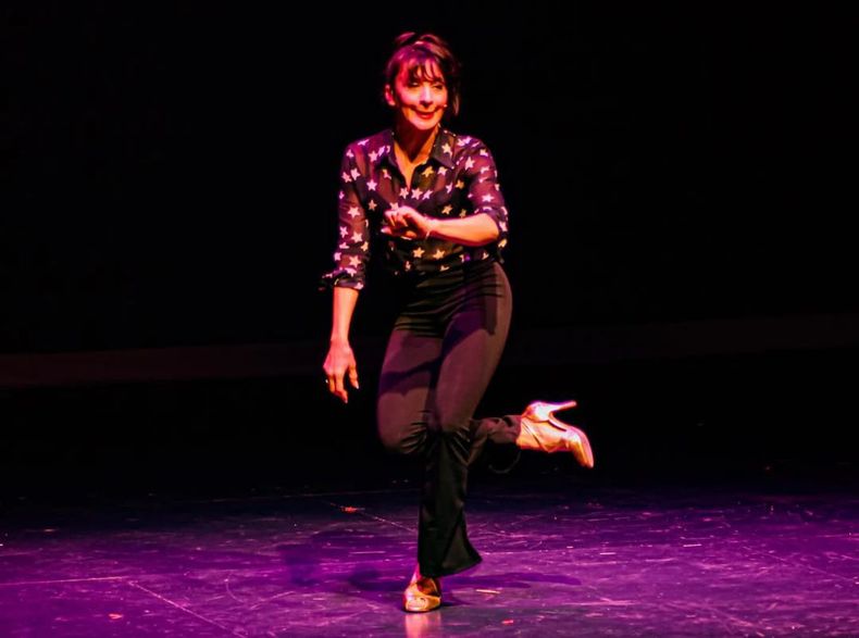 Anita Martínez se despide de su unipersonal Histeriotipos en el Teatro Plaza