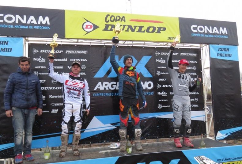 19 Podio Cat. MX1. Marco Antezana (2°), Juan Pablo Luzzardi (Ganador), Joaquín Poli (3°). Lunes 17 06 19