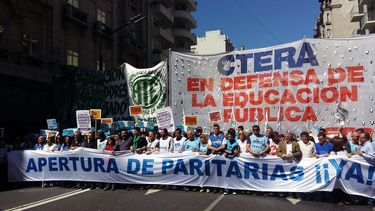 ctera anuncio un paro nacional docente para el lunes 26 de febrero