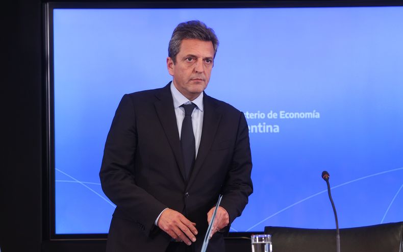 El ministro de Econom&iacute;a Sergio Massa detall&oacute; las primeras 20 medidas econ&oacute;micas