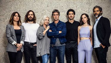 Netflix: la serie con dos temporada y un elenco coral, que fue tendencia.