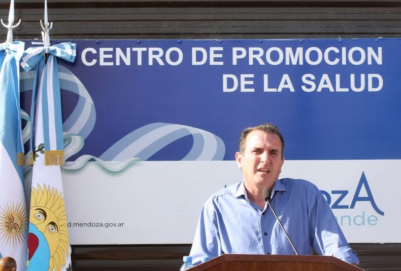 inauguración Centro de Promoción de la Salud, Godoy Cruz, cerca del pozo