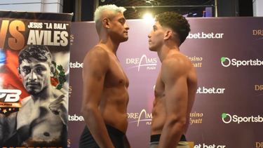 Combate de fondo con Bounarrigo y Áviles como protagonistas Combate de fondo con Bounarrigo y Áviles como protagonistas