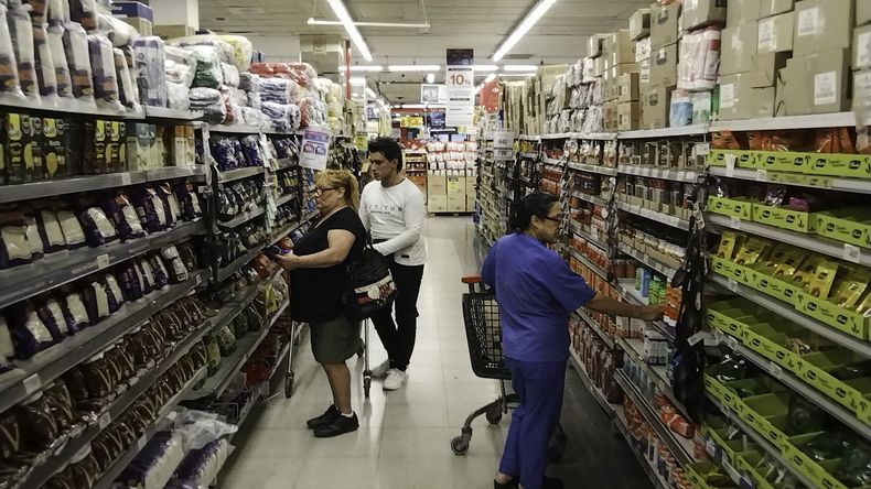 Los analistas coinciden en que la inflación continúa en retroceso