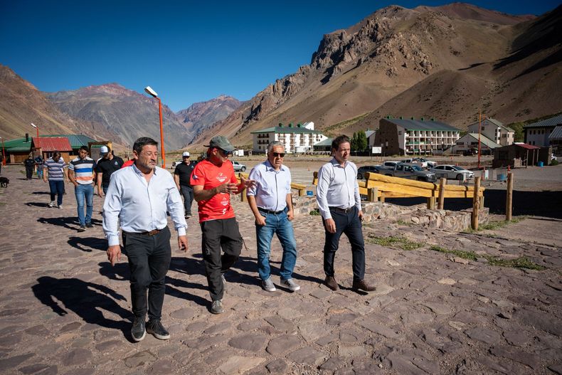Paso a Chile: habilitan paradores en Los Penitentes y Uspallata para aliviar el tránsito.&nbsp;Foto: Prensa Gobierno de Mendoza.