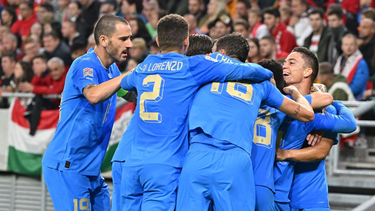 Italia ganó y clasificó a las semifinales.