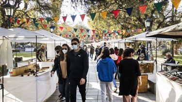 Sitio Andino | coronavirus mendoza, barbijos, contagios, centro, covid, distanciamiento, contagiados, turistas, turismo, vacaciones de invierno, artesanos