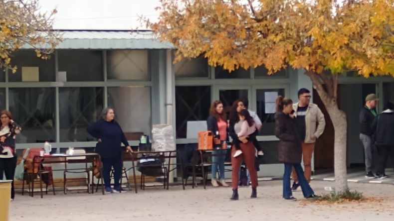 Mañana otoñal para las PASO 2023 en San Carlos