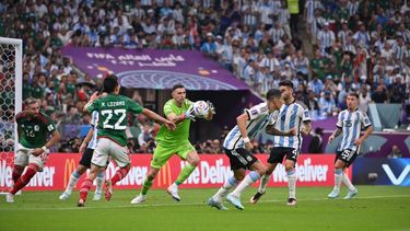 Emiliano Martínez se destacó.