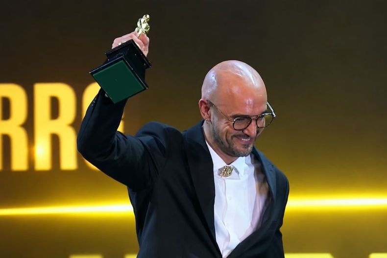 Abel Pintos se llev&oacute; el Mart&iacute;n Fierro de Oro