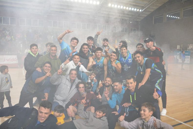 Heber Jira campeón.jpg