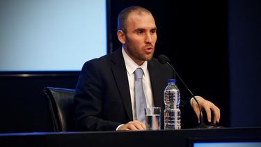 El Gobierno anuncia un proyecto de ley para resolver la crisis de la deuda