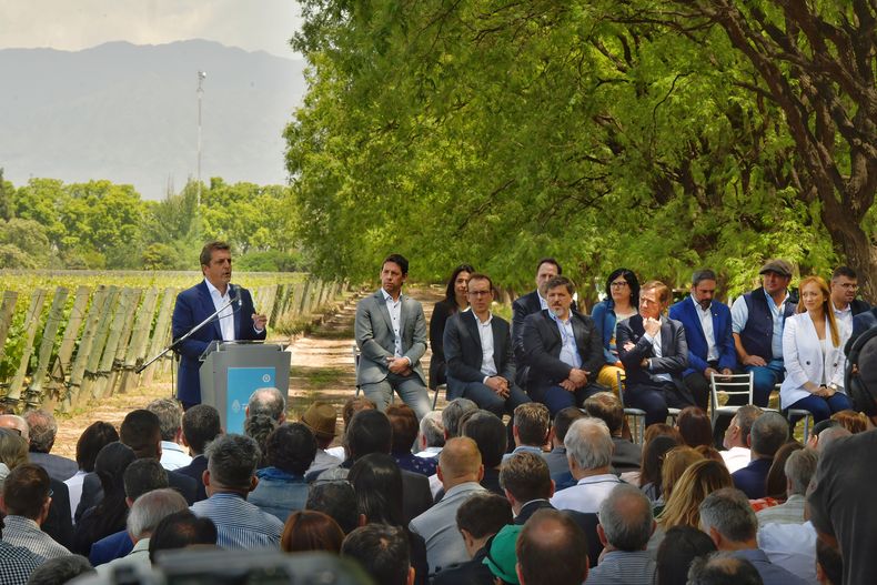 Ministro de Economia en Mendoza