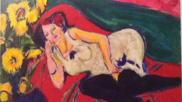 Sitio Andino | Kirchner. Mujer-yacente-con-camisola-blanca resize
