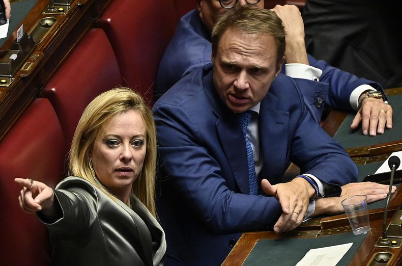 El ministro de Agricultura de Italia también es cuñado de la primera ministra.