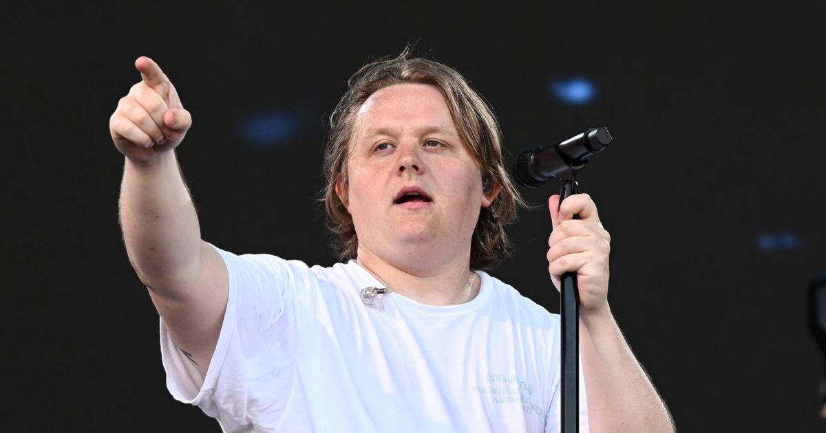 Netflix has a documentary about Lewis Capaldi, the singer who suffered from Tourette’s Syndrome, in full concert